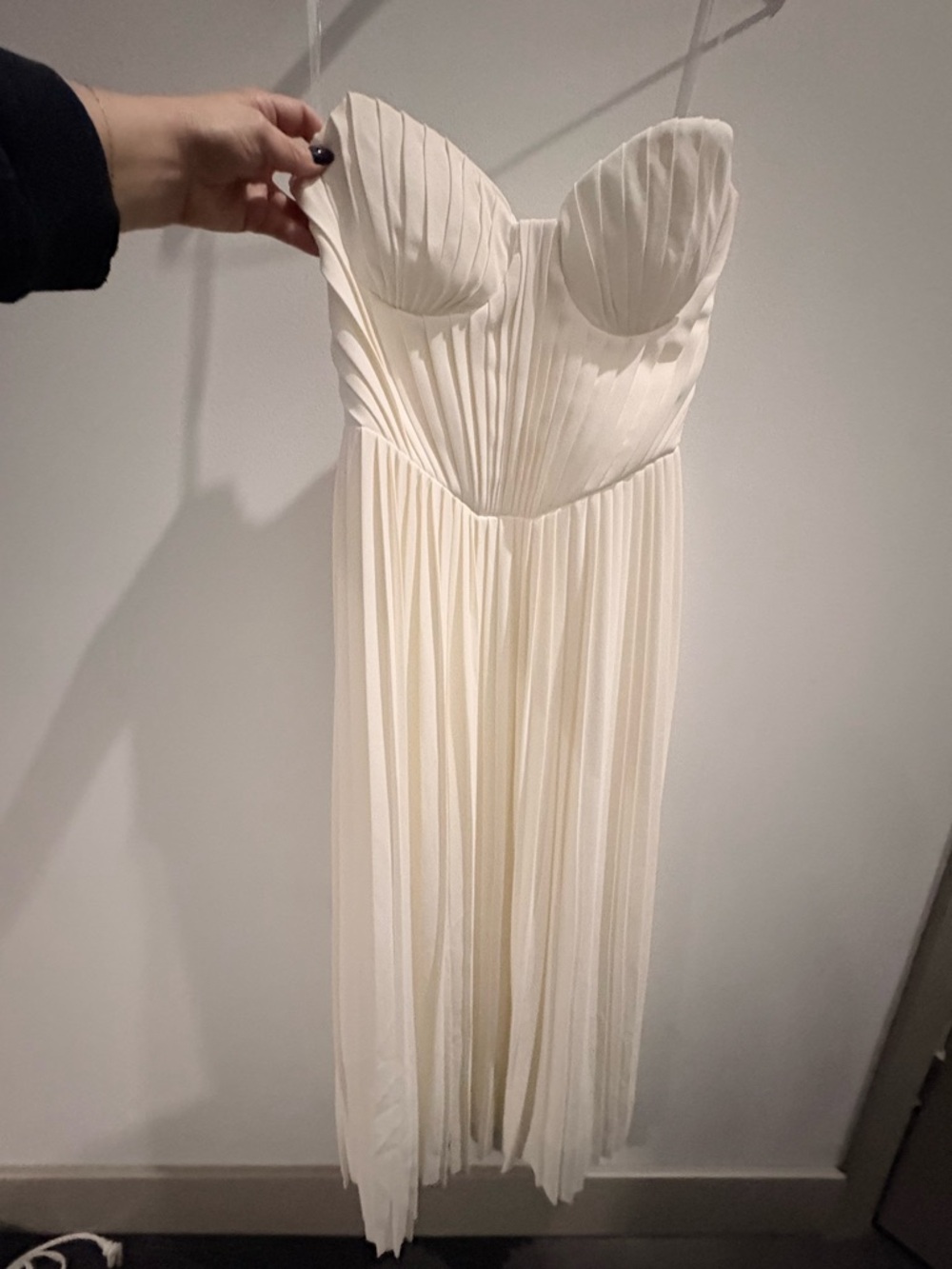 House of CB 
Amorata Strapless Pleated Georgette Cocktail Dress - Picture 4 of 6